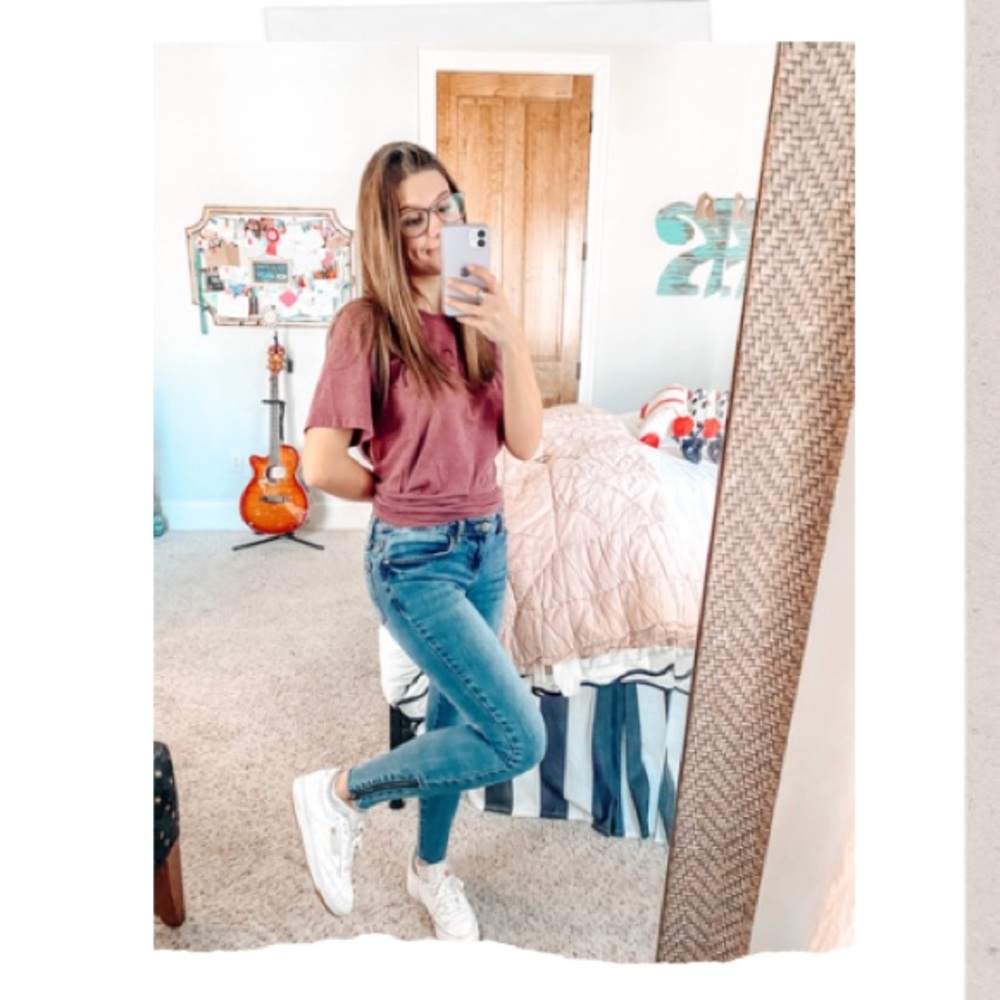 Zipper ankle jeans